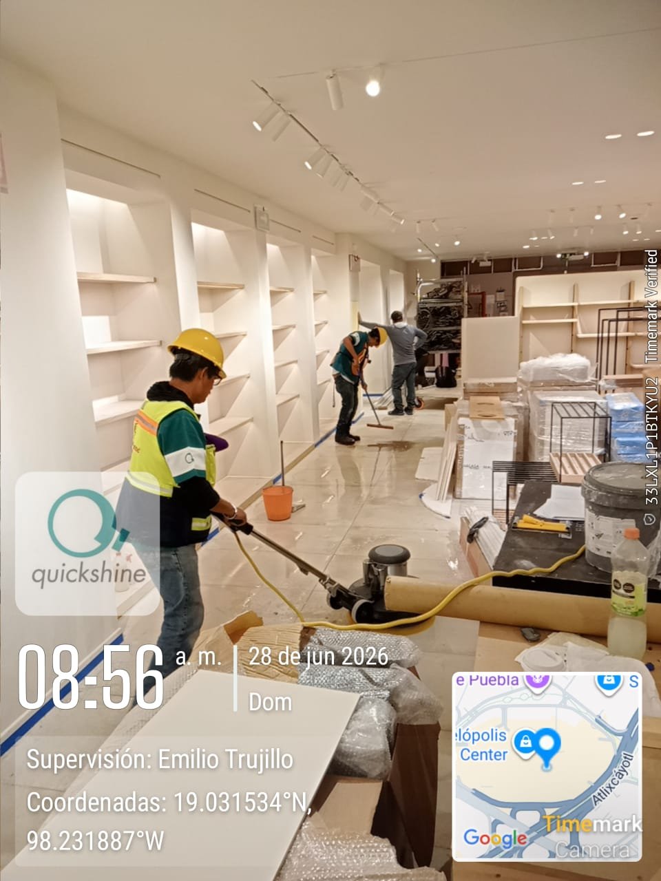 Foto de evidencia con sello de Timemark: hora, fecha, ubicación y supervisor